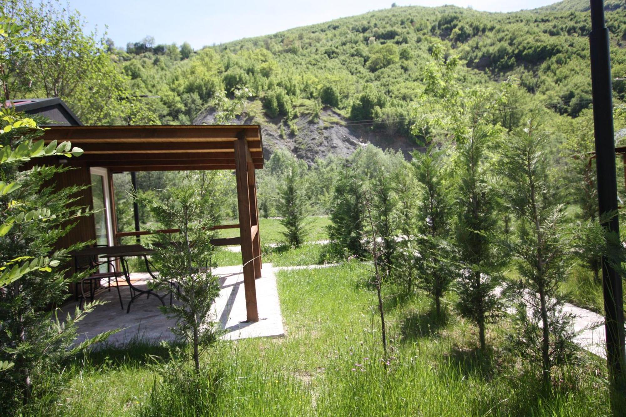 Lugina E Shengjergjit ,Bujtinat Βίλα Τίρανα Εξωτερικό φωτογραφία